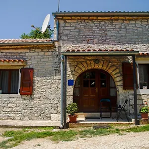 Heraki Apartment Sveti Lovreč Pazenatički