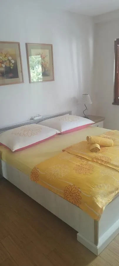 Apartmani Am Krk Town 0*,  Croazia