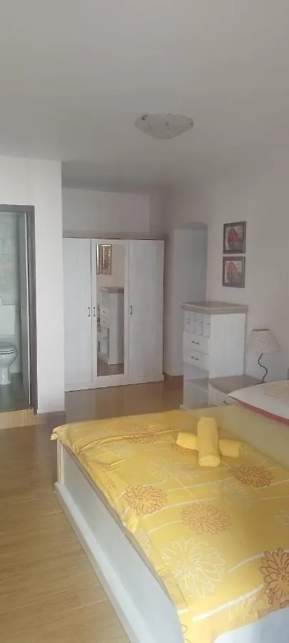 Appartamento Apartmani Am Krk Town